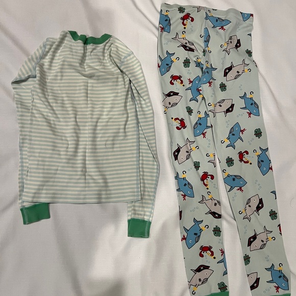 Hanna Andersson Boys Cotton Knit PJs Pajama Pirate Sharks Size 14 - Picture 4 of 4